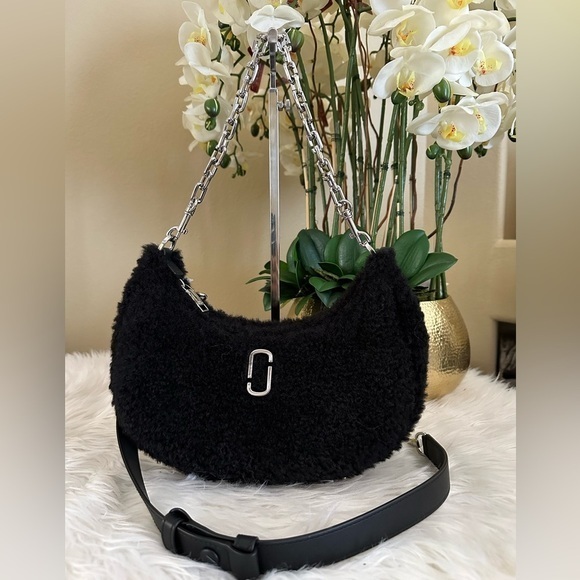 New Marc Jacobs THE TEDDY CURVE BAG - Picture 1 of 14